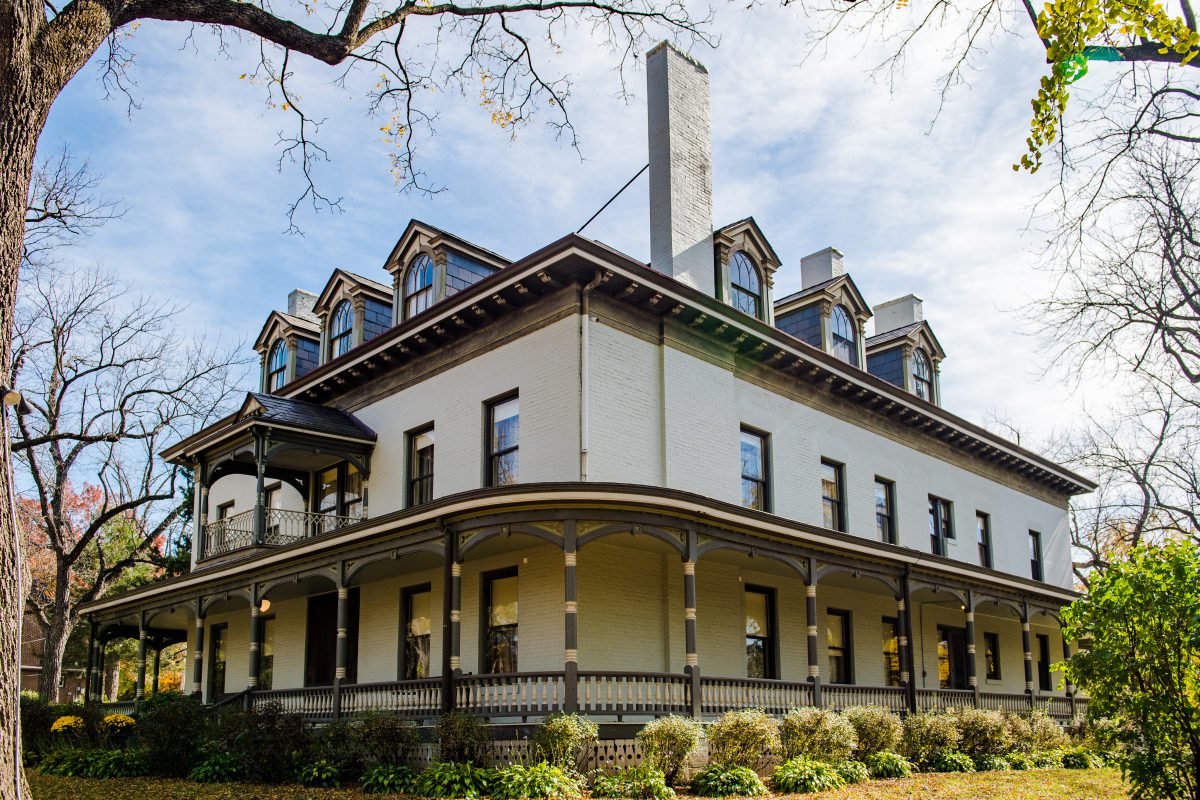 Bingham-Waggoner Estate – Image_1