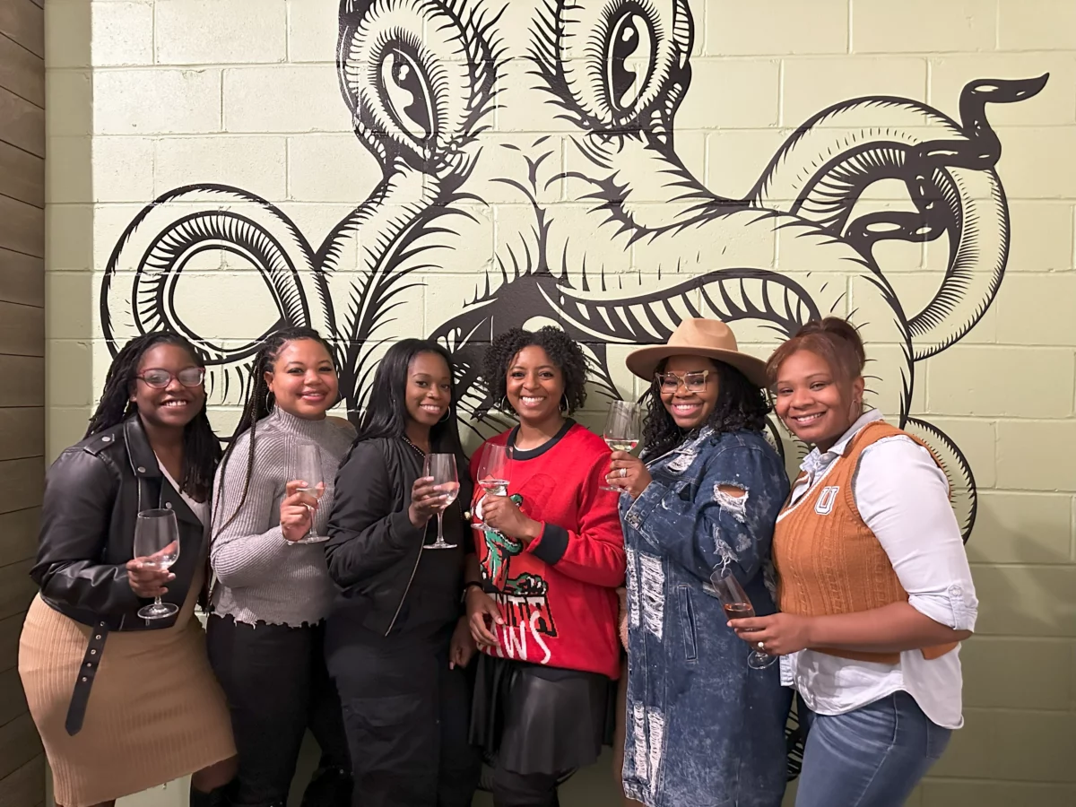 Sail Away Wine – Image_3 [LISTING]